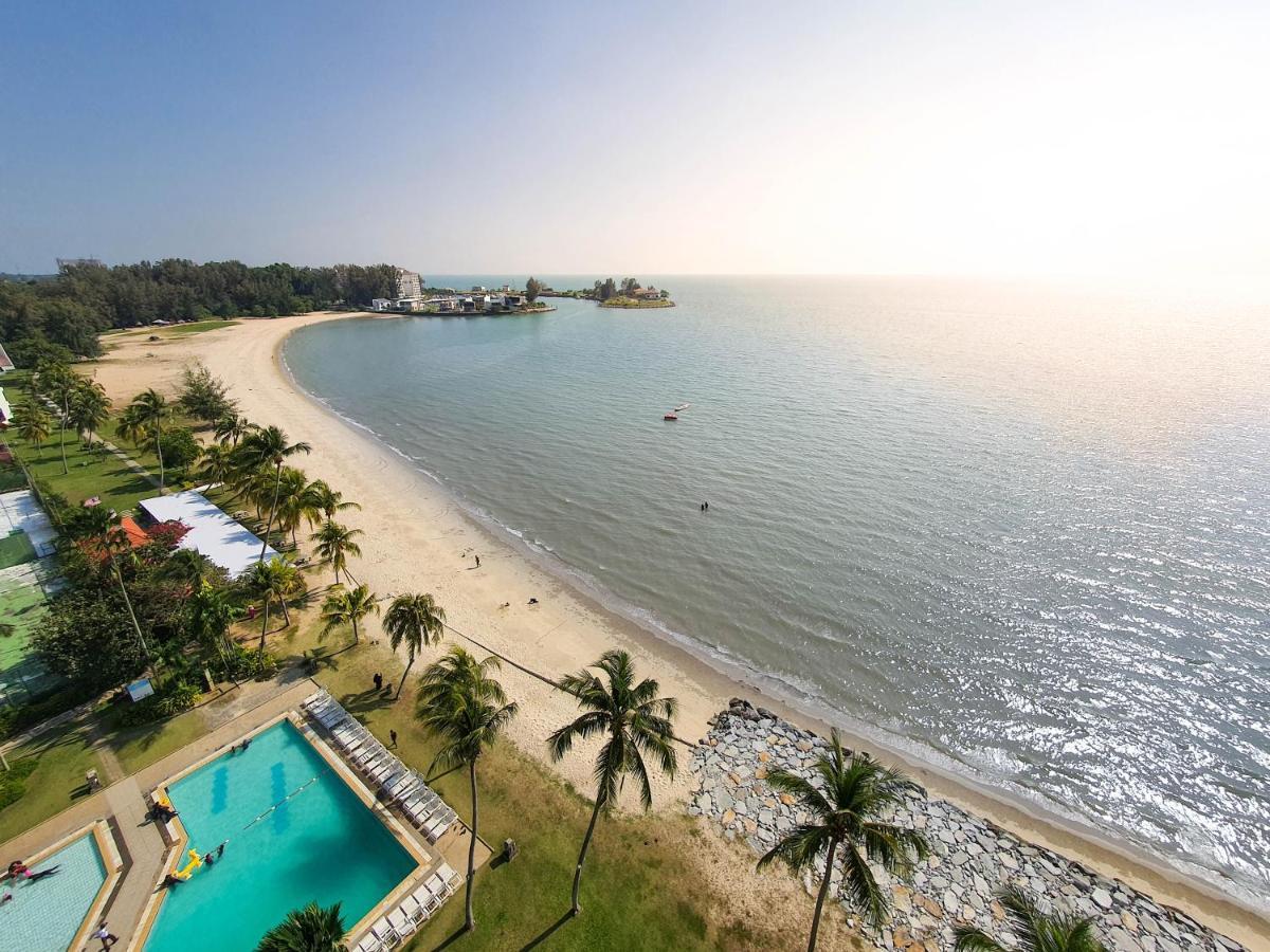 'Newly Refurbished' 'Sunny Seaview' At Regency With 2 Carpark By Shine Stay Port Dickson Eksteriør bilde