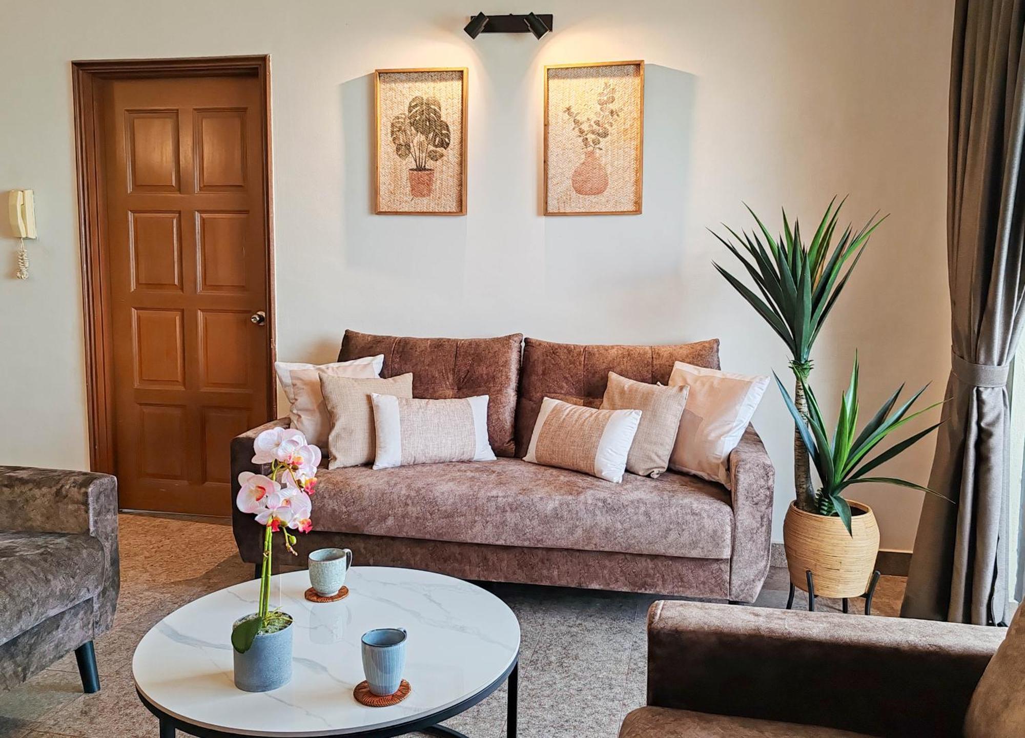 'Newly Refurbished' 'Sunny Seaview' At Regency With 2 Carpark By Shine Stay Port Dickson Eksteriør bilde